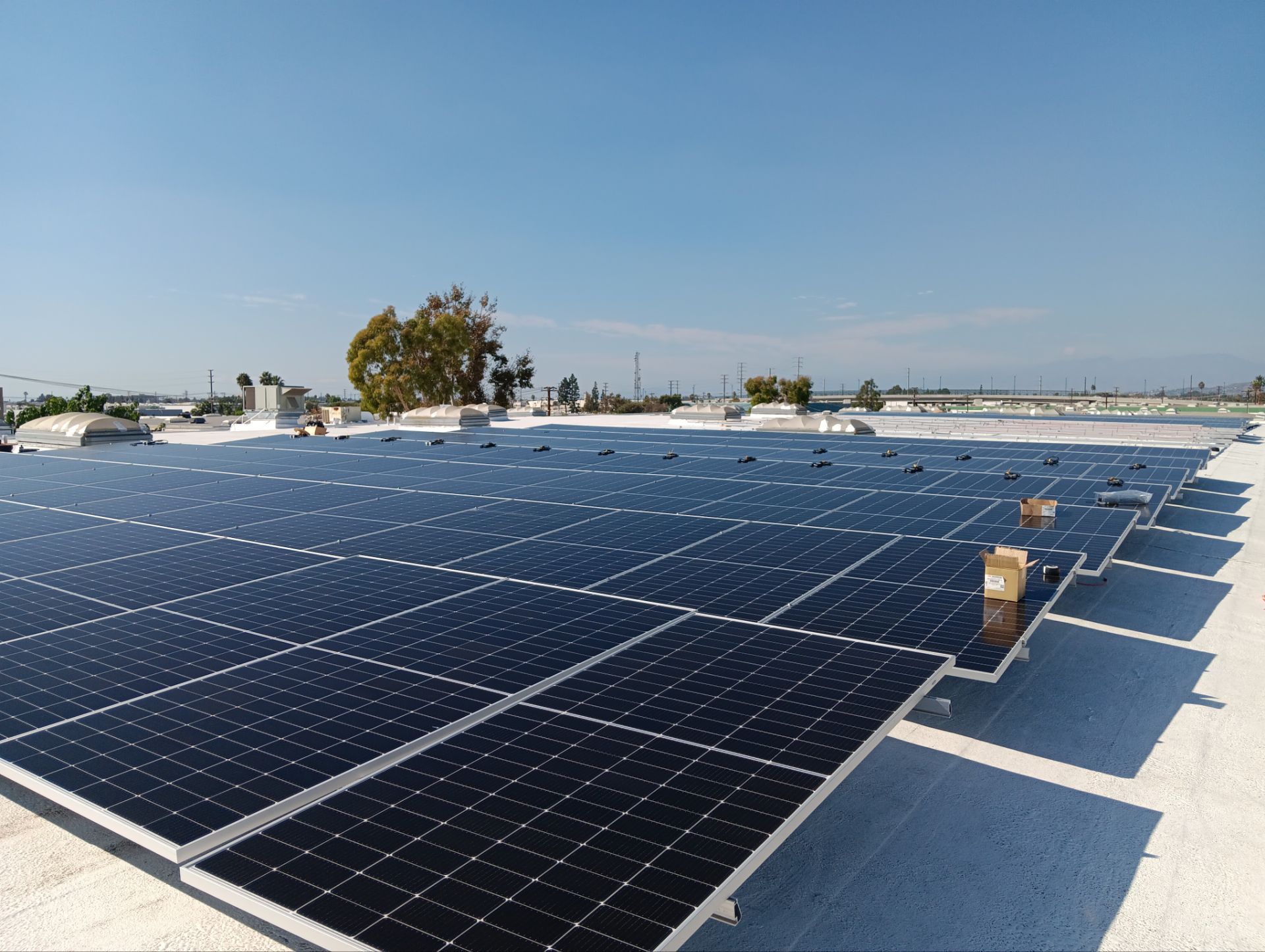 US Motor Works Solar Installation in Santa Fe Springs